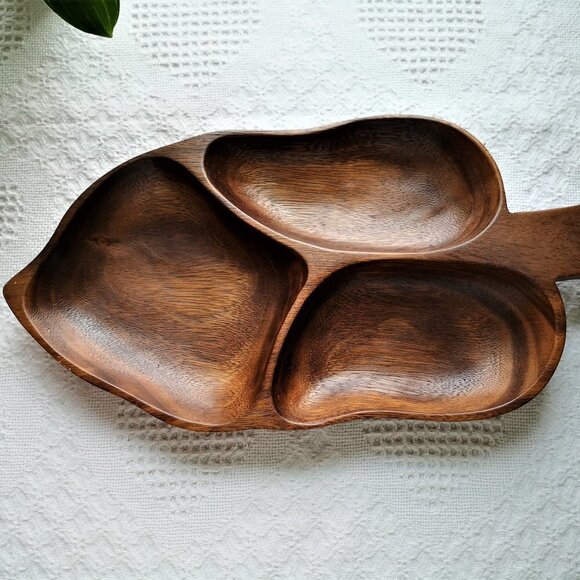 Monkey Pod Wood Platter 16"x8 1/4" - Picture 2 of 4